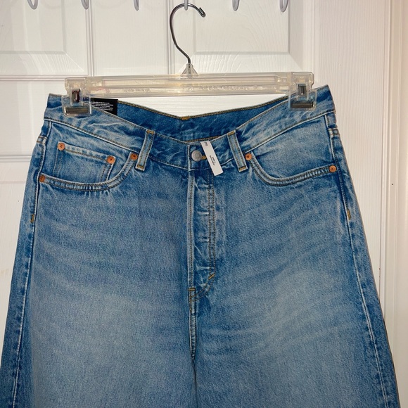 THE WEEKDAY ASTRO LOOSE BAGGY JEANS (UNISEX) (COLOR: BLUE DELIGHT) - Picture 4 of 6